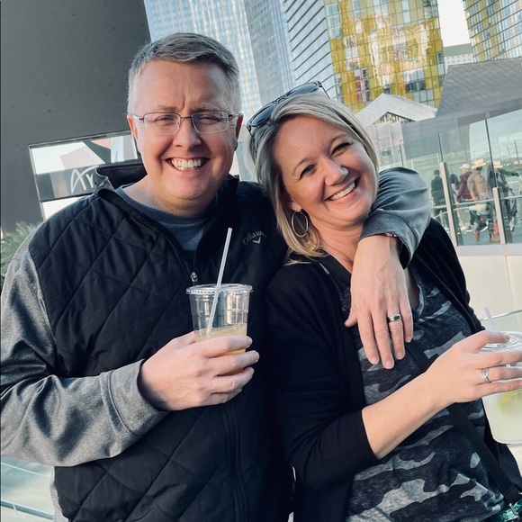 Meet your Posher, Kari - Picture 1 of 1